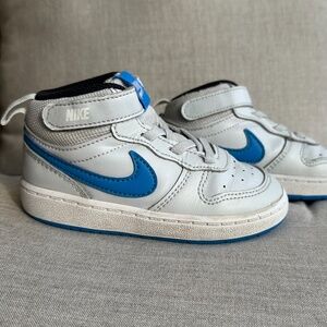 NIKE Court Borough size 7.5 Toddler Shoes